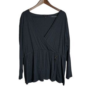 Lane Bryant Gray deep v neck Sweater size 18/20
